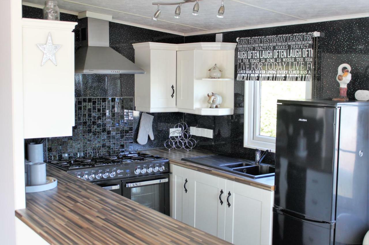 Betty'S Lodge Swarland Esterno foto